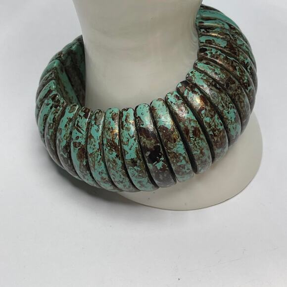 stretch turquoise blue colored stretch costume fashion bracelet resin jewelry - Picture 2 of 11